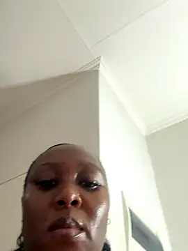 Bootyliciouse21X online show from 12-21-25, 05:20