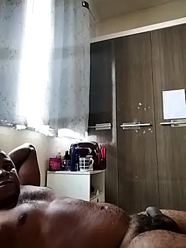 Snapshot of chokito32 chatting on 02-25-26, 01:10 chokito32 online show from 02-25-26, 01:10