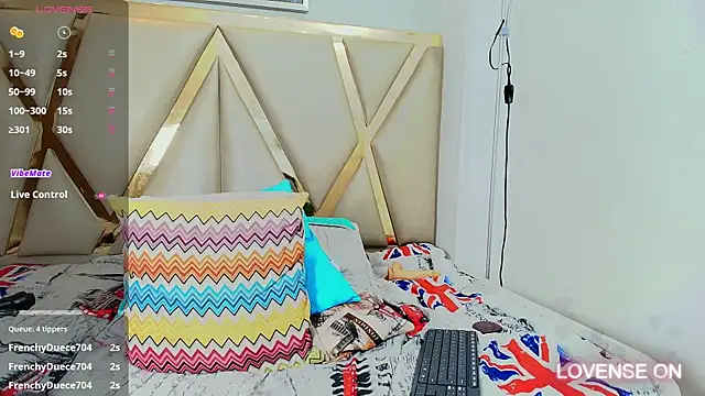 Snapshot of myblackdoope chatting on 01-06-25, 03:29 myblackdoope online show from 01-06-25, 03:29