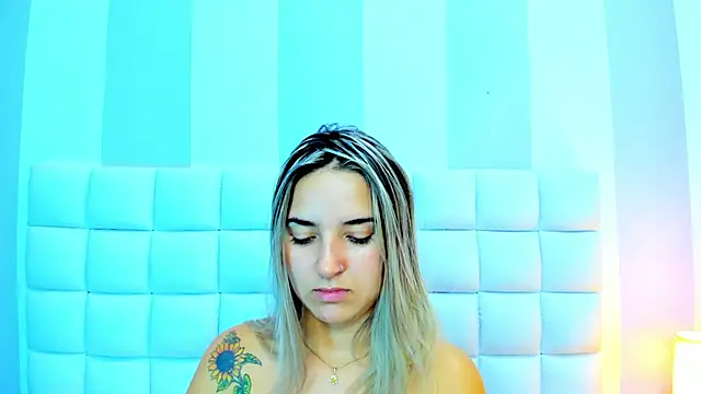 teresasroom  online show from 03-18-25, 07:53