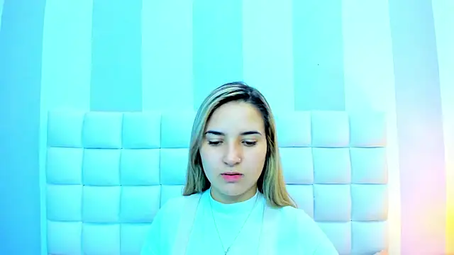 teresasroom  online show from 10-03-25, 03:09