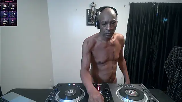 longdick4you8686 online show from 11-06-25, 10:43