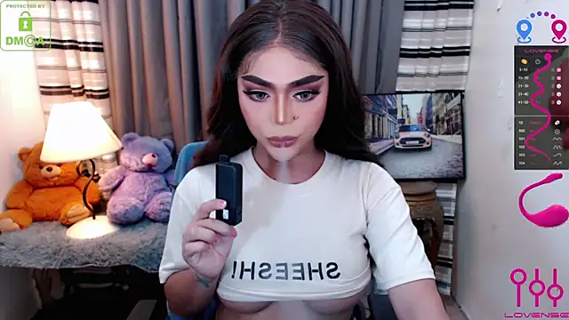 Fantacyoflove online show from 11-04-25, 04:17