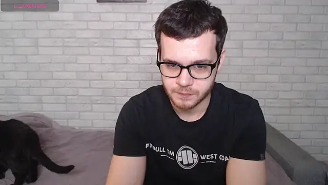 Snapshot of Alexxx_horny chatting on 02-16-26, 08:10 Alexxx horny online show from 02-16-26, 08:10