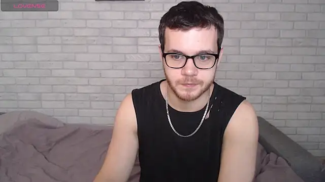 Snapshot of Alexxx_horny chatting on 02-17-26, 07:27 Alexxx horny online show from 02-17-26, 07:27