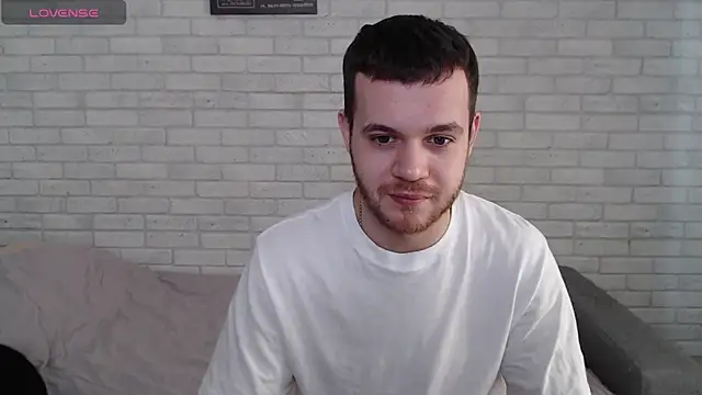 Snapshot of Alexxx_horny chatting on 03-21-26, 07:57 Alexxx horny online show from 03-21-26, 07:57