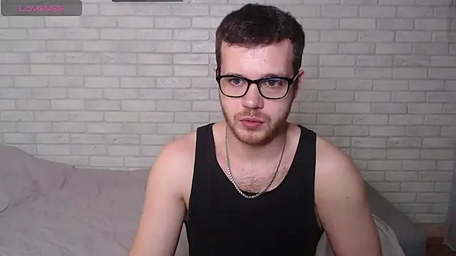 Snapshot of Alexxx_horny chatting on 05-11-26, 07:00 Alexxx horny online show from 05-11-26, 07:00