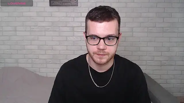 Snapshot of Alexxx_horny chatting on 05-21-26, 10:00 Alexxx horny online show from 05-21-26, 10:00
