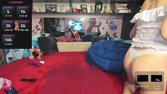 FoxyDom699 online show from 02-12-25, 07:13