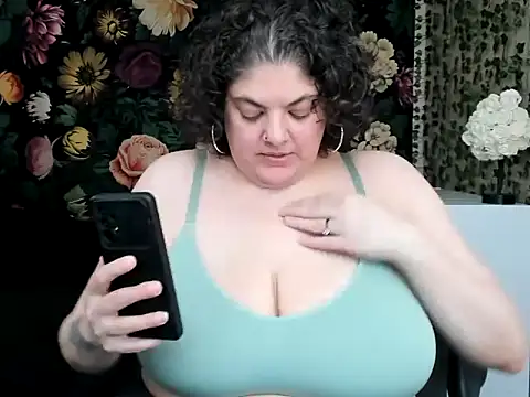 Snapshot of Exotic-Melons chatting on 05-20-26, 05:19 Exotic-Melons online show from 05-20-26, 05:19