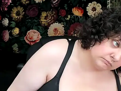 Snapshot of Exotic-Melons chatting on 05-22-26, 09:53 Exotic-Melons online show from 05-22-26, 09:53