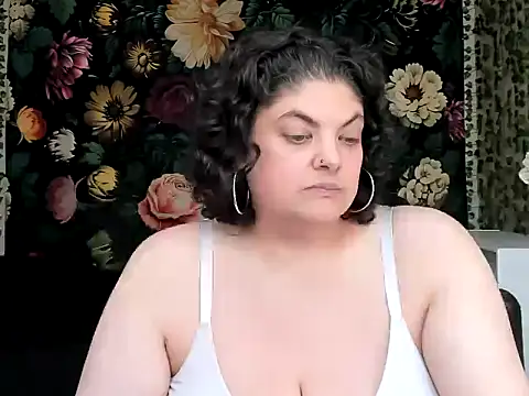 Snapshot of Exotic-Melons chatting on 06-19-26, 11:52 Exotic-Melons online show from 06-19-26, 11:52