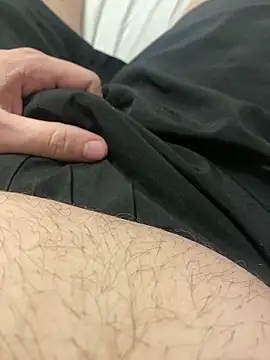 Snapshot of tunneltom chatting on 02-04-26, 04:35 tunneltom online show from 02-04-26, 04:35