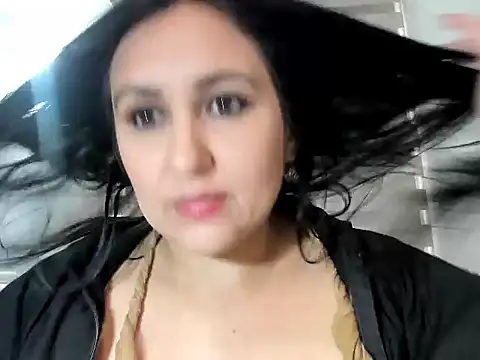 foxy-porn1 online show from 09-18-25, 08:55