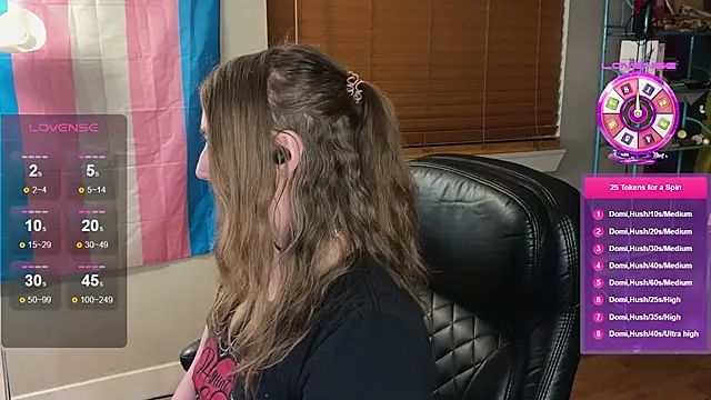 luluvaladon online show from 11-30-25, 05:22