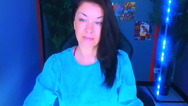 Snapshot of AnaMills chatting on 05-14-26, 10:00 AnaMills online show from 05-14-26, 10:00