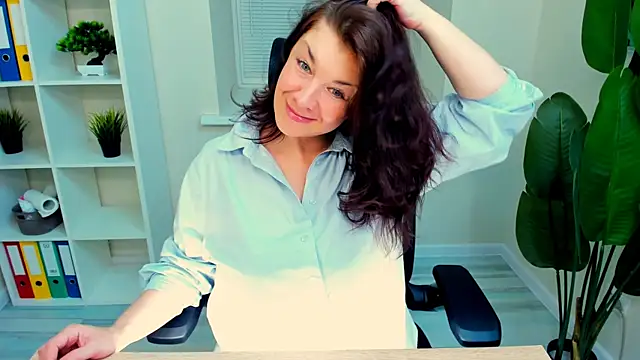 AnaMills online show from 06-13-26, 08:40