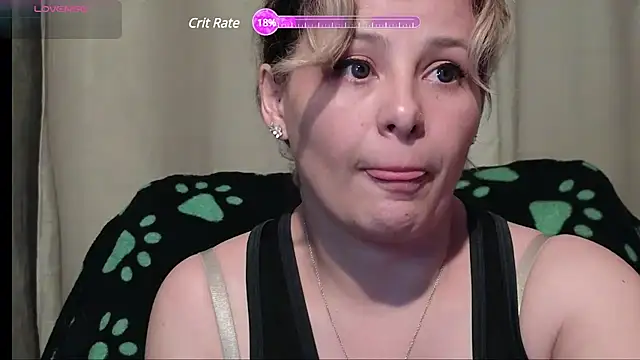 Snapshot of dagny-jo chatting on 02-11-25, 04:22 dagny-jo online show from 02-11-25, 04:22