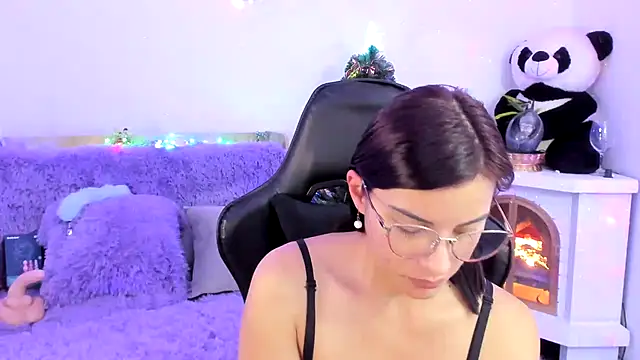 Arenne rouse online show from 12-20-24, 02:41