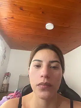 Arenne rouse online show from 10-20-25, 04:51