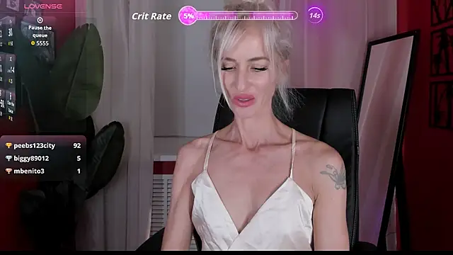 Snapshot of CindySw chatting on 05-24-26, 10:20 CindySw online show from 05-24-26, 10:20