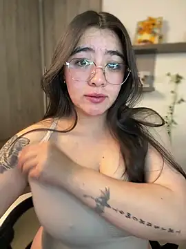 Snapshot of vaneelee chatting on 03-20-26, 02:49 vaneelee online show from 03-20-26, 02:49