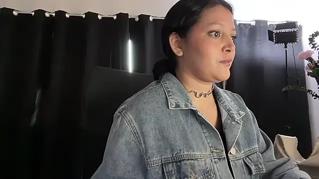 MarcellaGriffin online show from 09-09-25, 12:26