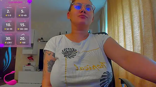 hot evil queen online show from 01-07-26, 10:40