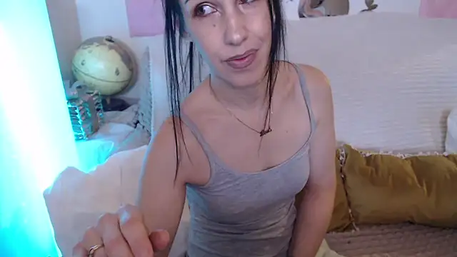 -carla- online show from 02-22-26, 07:40