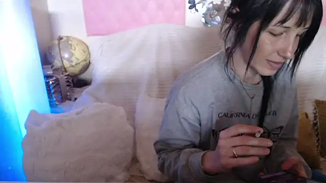 -carla- online show from 05-11-26, 03:18