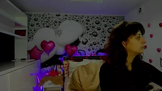 Snapshot of AlmaFancy chatting on 02-13-26, 06:53 AlmaFancy online show from 02-13-26, 06:53