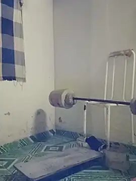 tarra122 online show from 04-16-26, 09:39