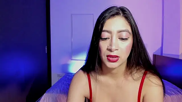 Snapshot of MeganWhite3 chatting on 04-24-26, 04:04 MeganWhite3 online show from 04-24-26, 04:04