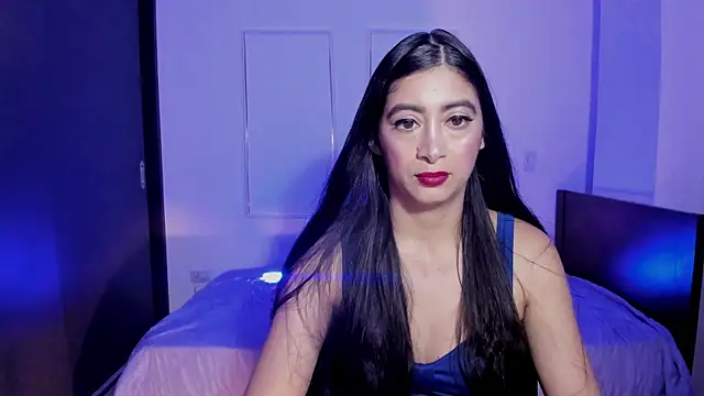 Snapshot of MeganWhite3 chatting on 05-17-26, 02:31 MeganWhite3 online show from 05-17-26, 02:31