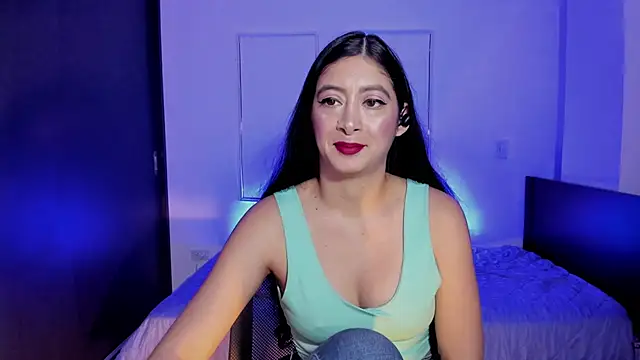 Snapshot of MeganWhite3 chatting on 06-02-26, 02:57 MeganWhite3 online show from 06-02-26, 02:57