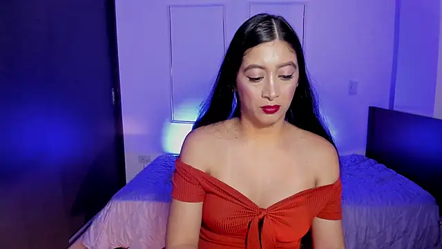 Snapshot of MeganWhite3 chatting on 06-03-26, 04:15 MeganWhite3 online show from 06-03-26, 04:15