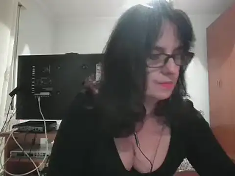 ClaudyGeryn online show from 12-14-24, 04:09