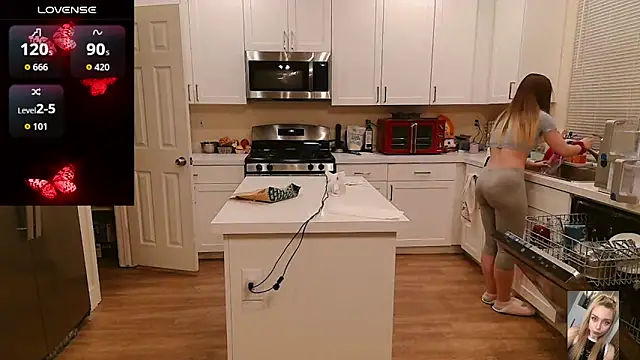 Blondiewithanass online show from 04-08-26, 06:24