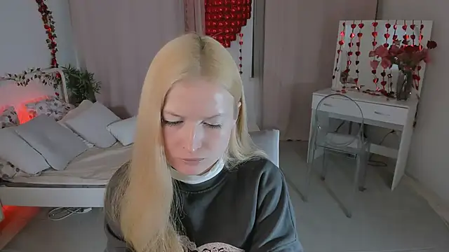 Laly Peach online show from 02-17-26, 11:50