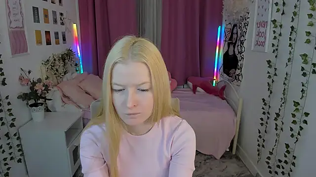 Laly Peach online show from 03-01-26, 06:15