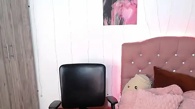 camy doll online show from 03-21-26, 12:04