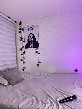 Niky Love online show from 11-23-25, 02:11