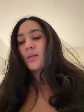 Nina lovi online show from 06-14-26, 02:24