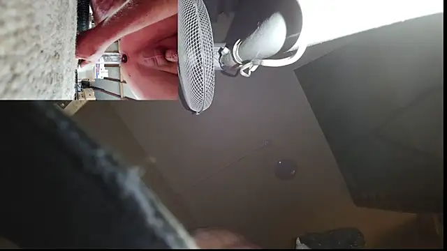 Snapshot of Svenslut chatting on 10-06-25, 09:23 Svenslut online show from 10-06-25, 09:23