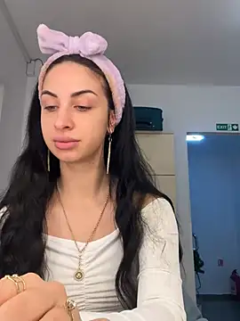 MeganHopeX online show from 12-13-24, 05:49