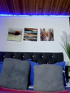 salomexlove 20 online show from 04-17-26, 07:28