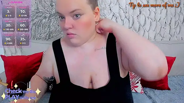 Snapshot of _MarryGirl_ chatting on 01-09-25, 05:23  MarryGirl  online show from 01-09-25, 05:23