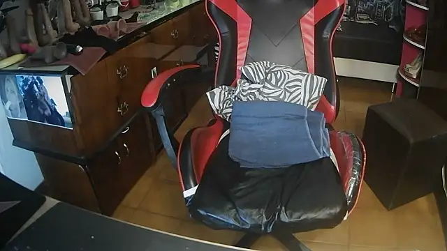 cinquantaxxx online show from 01-16-26, 05:55