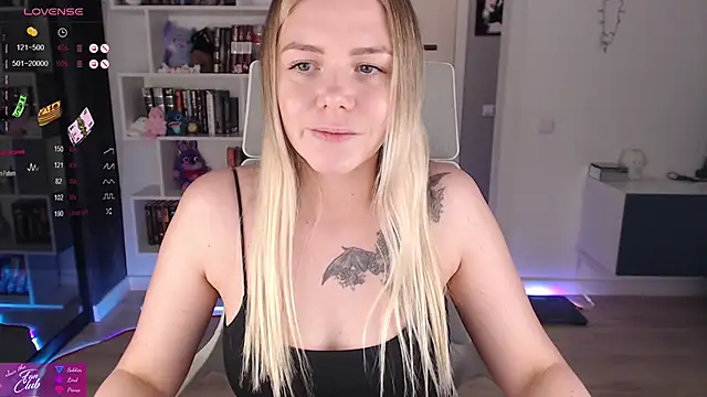 Emma Bryan online show from 09-09-25, 08:41