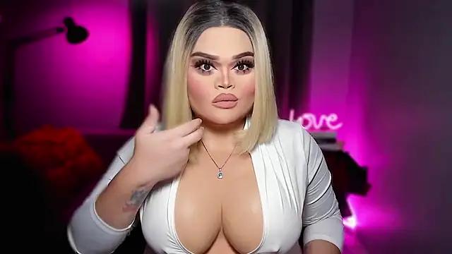 KarolinaThompson online show from 02-18-26, 05:36